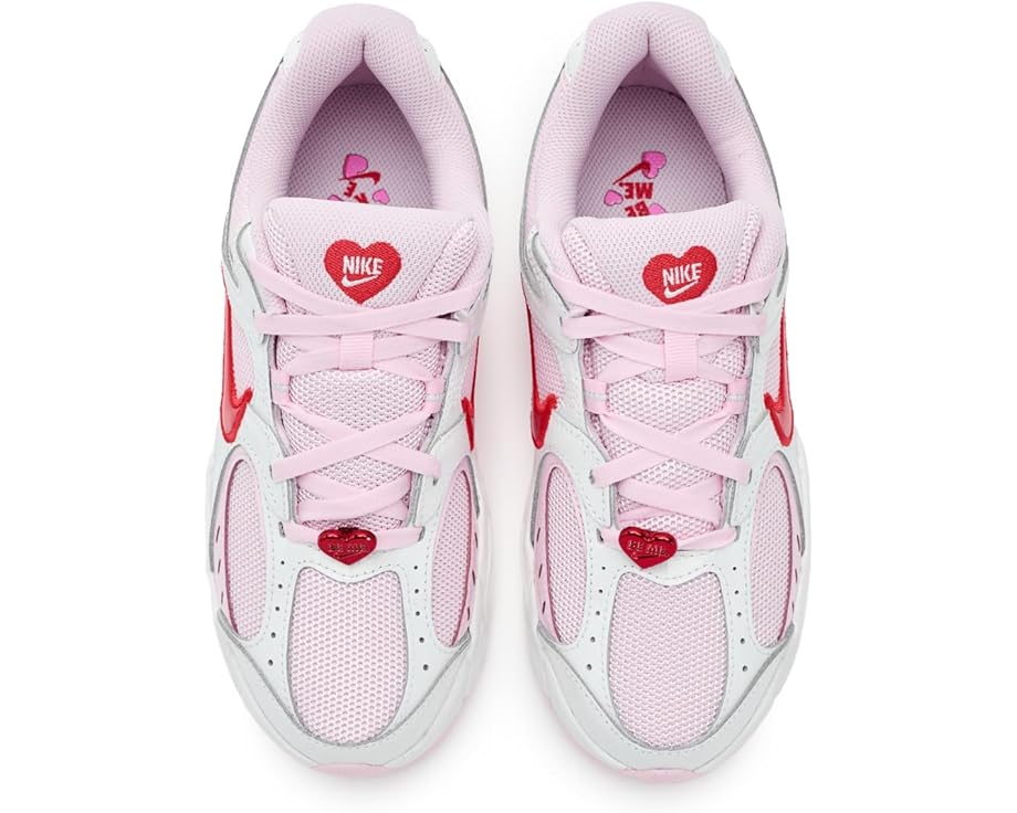 Детские кроссовки Nike V5 Runner (большие дети) Nike Kids, Summit White/Light Crimson/Pink Foam — фото 2