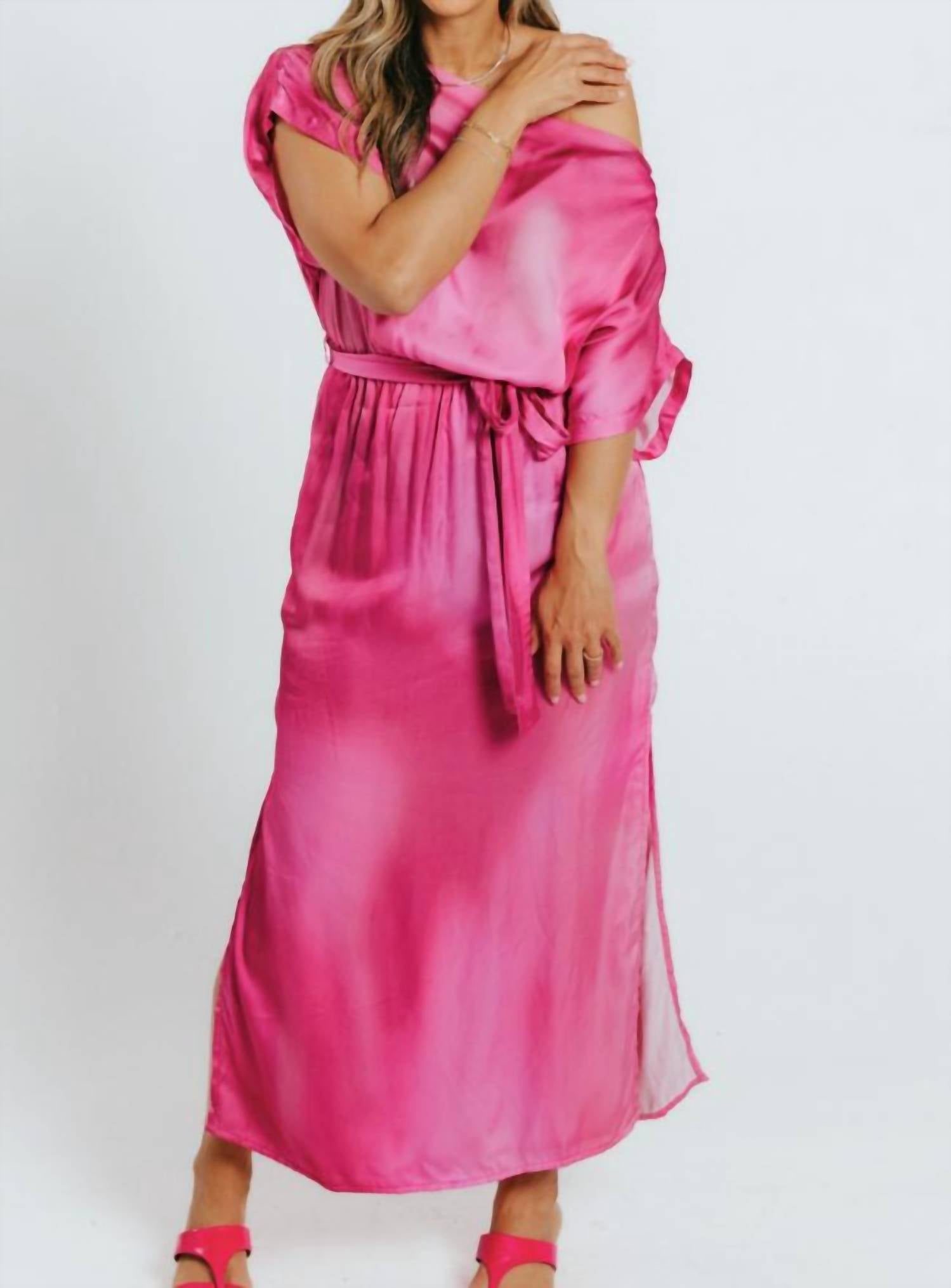 

Платье-драпировка с принтом в розовом цвете Cossac