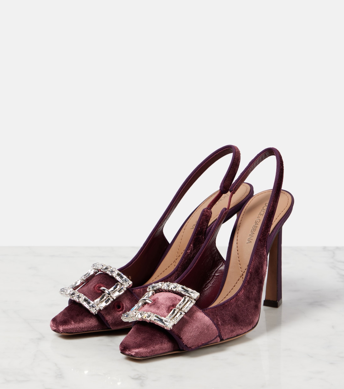 Расшитые бархатные туфли-лодочки на ремешке Dolce&Gabbana, Vinaccia / Ribes — фото 4