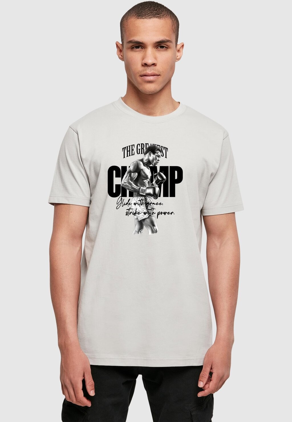 

Футболка с принтом THE GREATEST Mister Tee, светло-серый