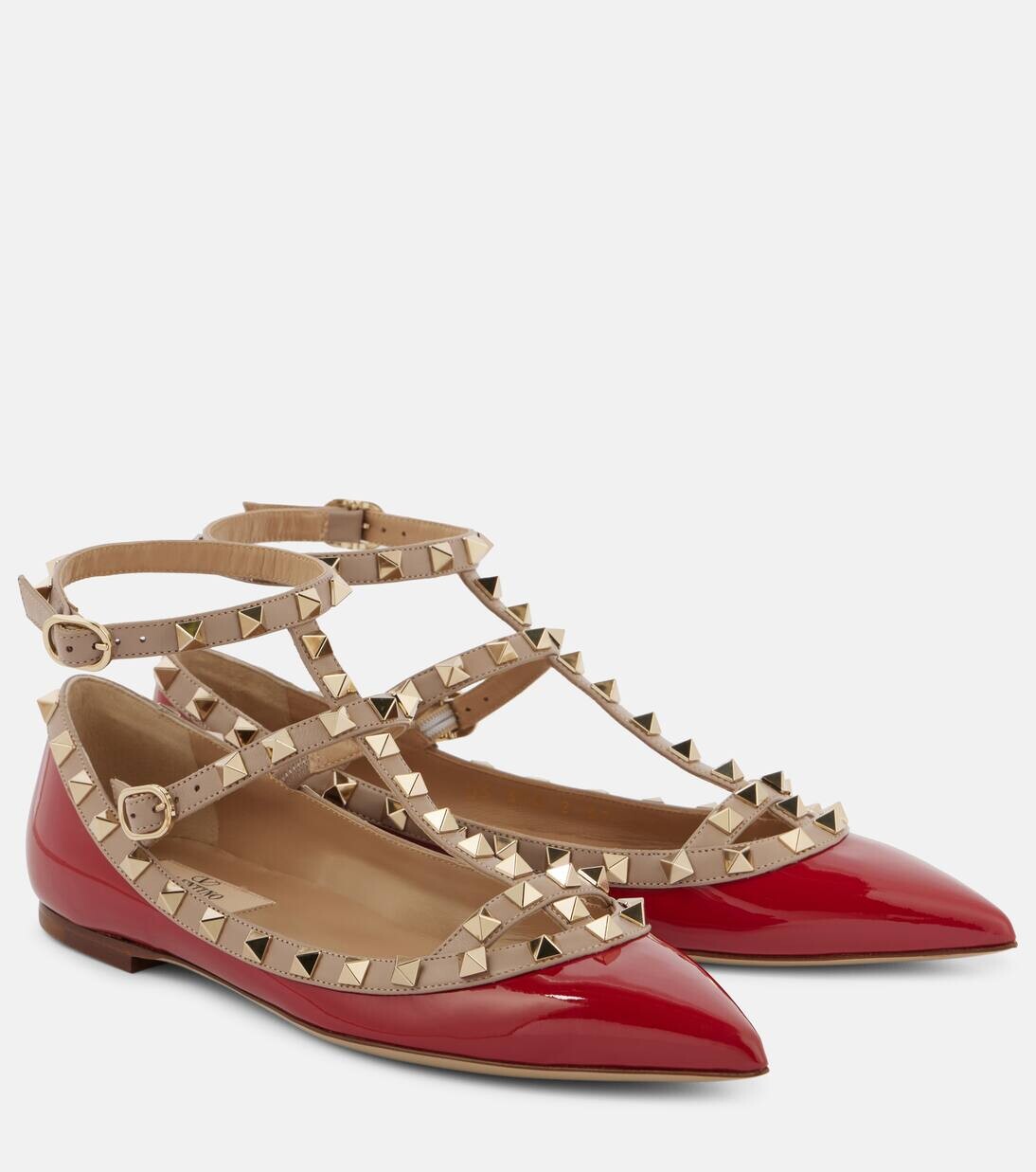 Балетки Rockstud из лакированной кожи Valentino Garavani, цвет rosso v