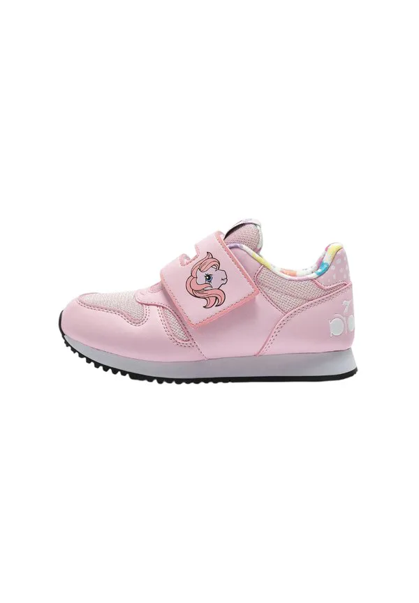 Низкие кроссовки Diadora, Pink