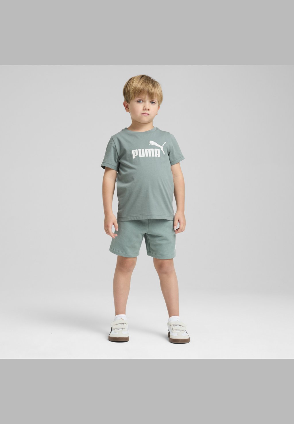 

Футболка с принтом LOGO Puma, зеленый