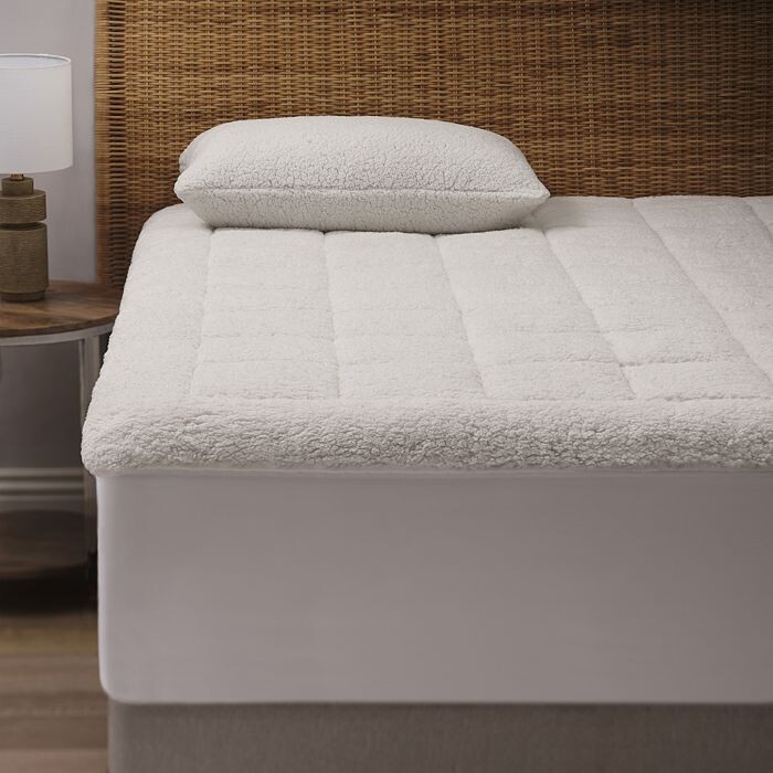 

Наматрасник My Sherpa от Bloomingdale, California King Bloomingdale's, белый
