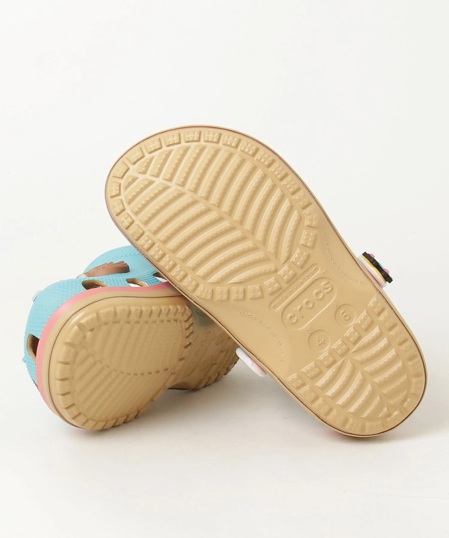 Унисекс сандалии Crocs One Piece Chopper Cls Clg — фото 3