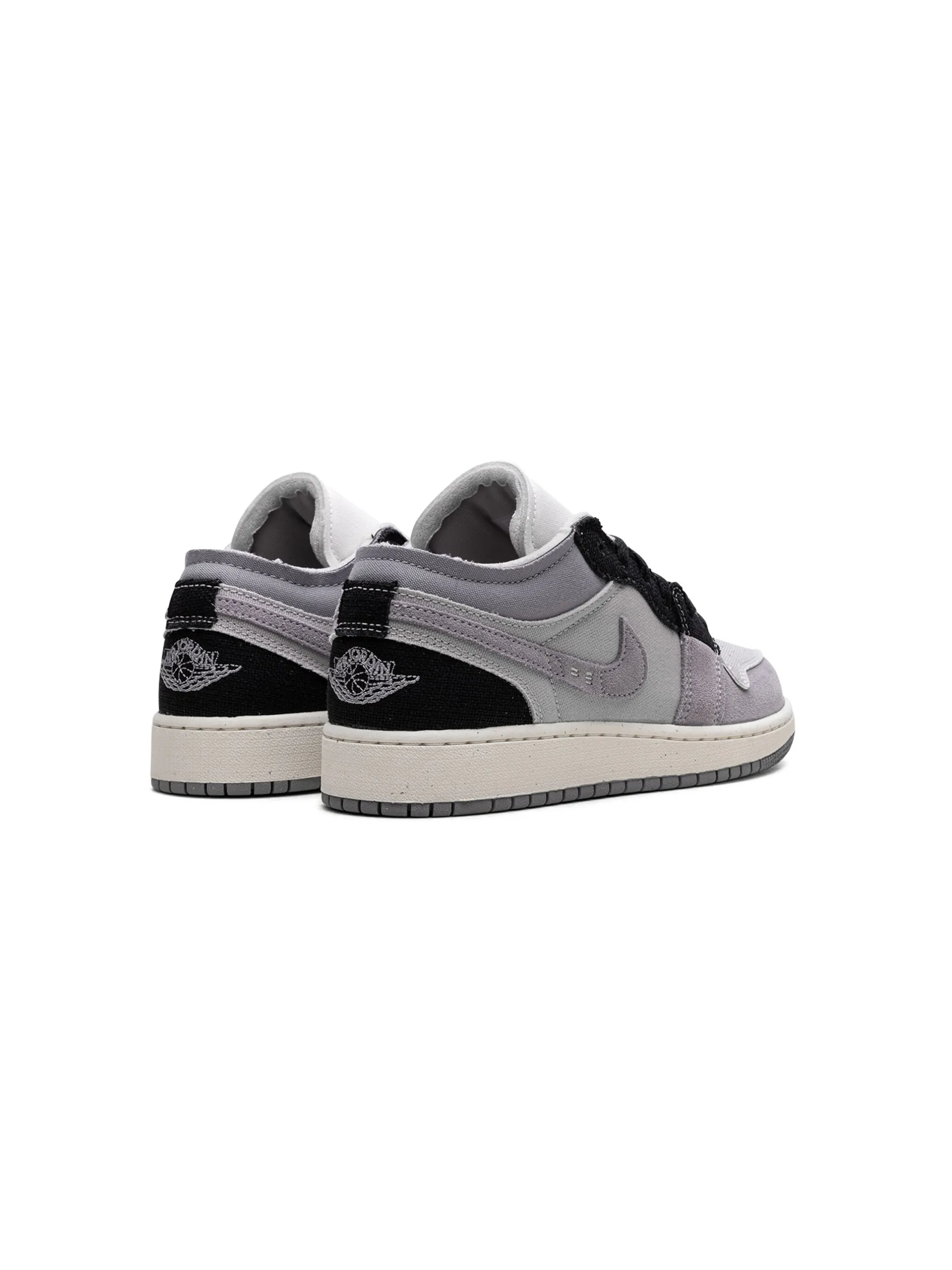 Кроссовки Air Jordan 1 Low SE Craft Inside Out Jordan Kids, серый — фото 3