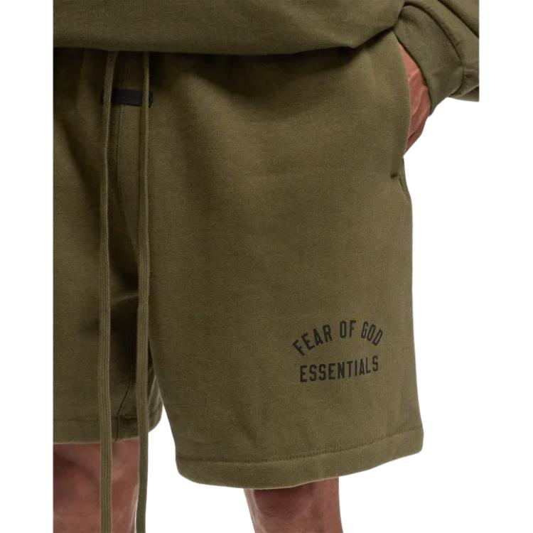 Спортивные шорты Fear of God Essentials Fleece Soccer Short 'Olive', оливкого-зеленый — фото 4