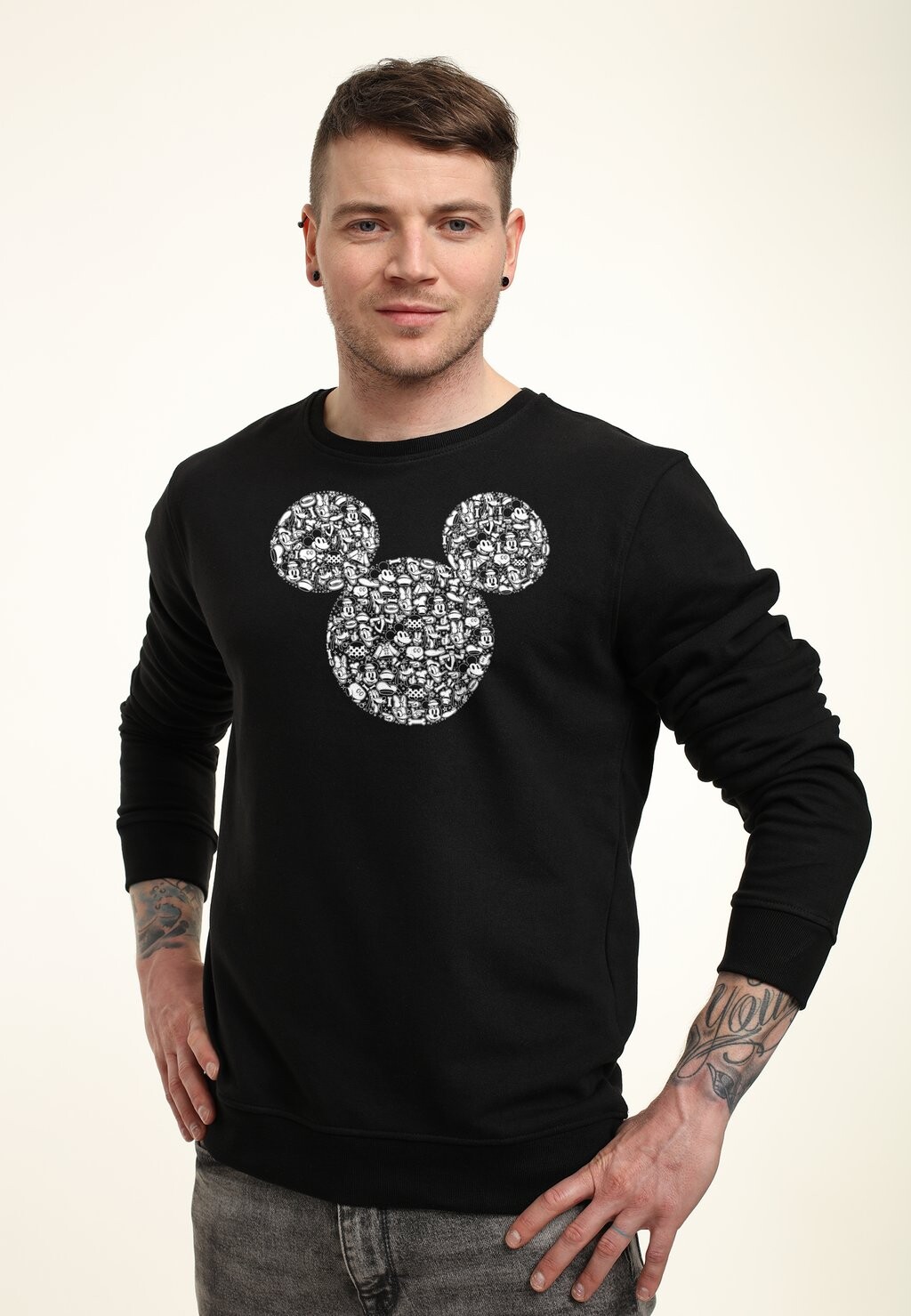 

Толстовка DISNEY CLASSIC MICKEY ICONS FILL Disney, черный