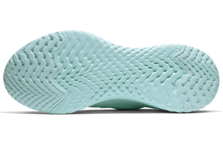 Кроссовки Nike Epic React Flyknit 2 женские — фото 4
