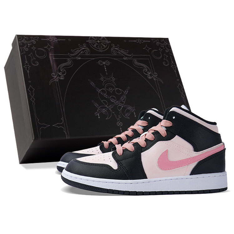 

Кроссовки Air Jordan 1 Vintage Basketball Shoes Women's High-top Black/powder, черный/розовый