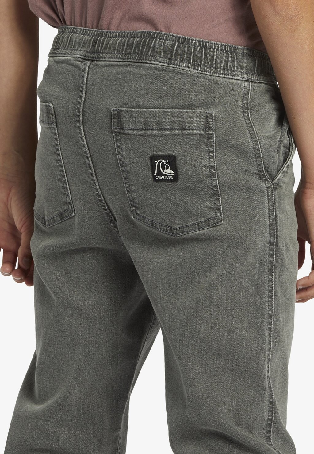 

Джинсы свободного кроя Quiksilver, черный