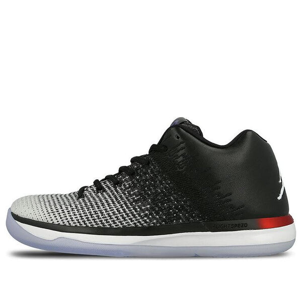 

Кроссовки 31 низкие Air Jordan, белый