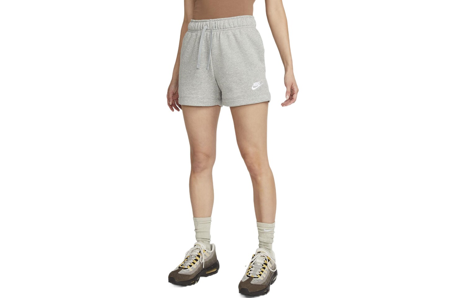 

Повседневные шорты женские серые Nike