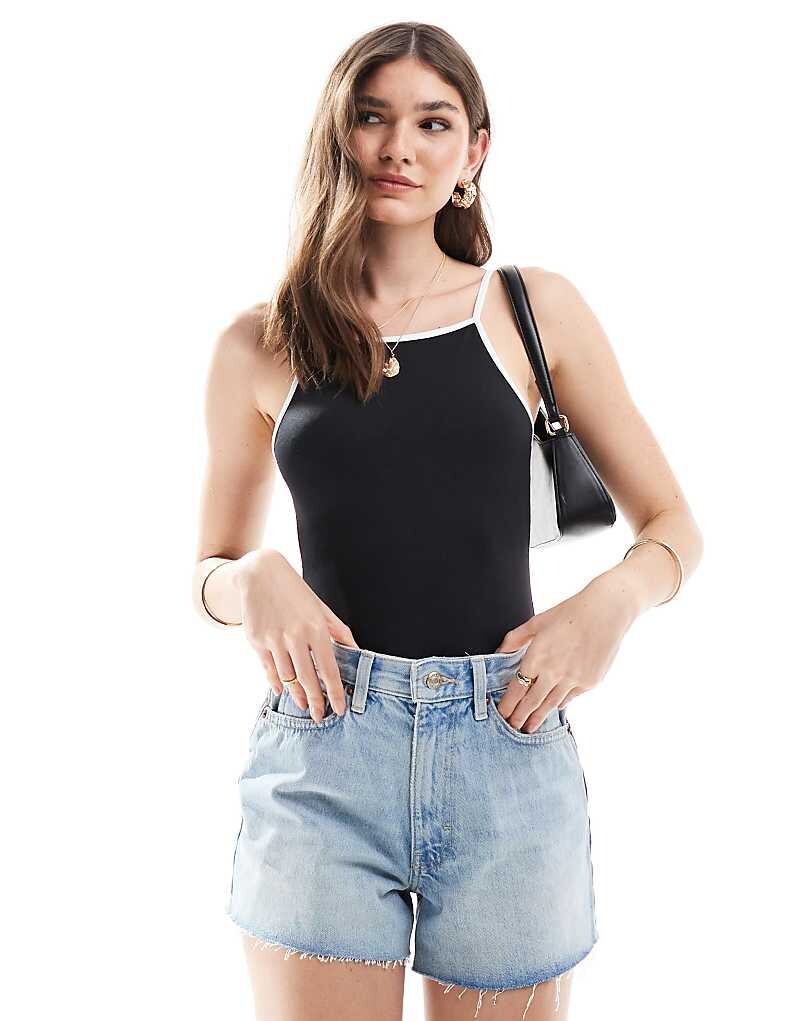 

ASOS DESIGN – Боди черного цвета с белыми декоративными полосками и узкими бретелями