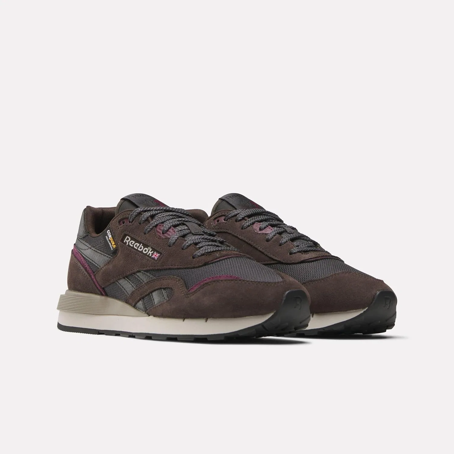 Кроссовки Reebok Unisex Classic Nylon 89, Washed Black Black Cherry — фото 2