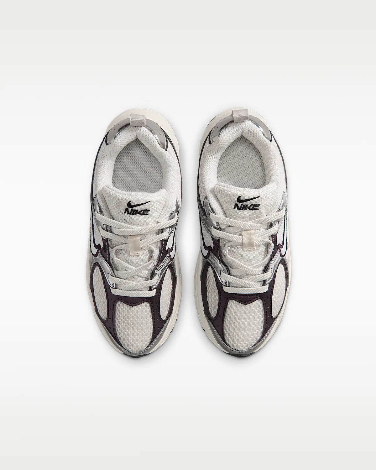 Детские кроссовки Nike V5 RNR, Phantom/Moon Particle/Burgundy Ash/Phantom — фото 4