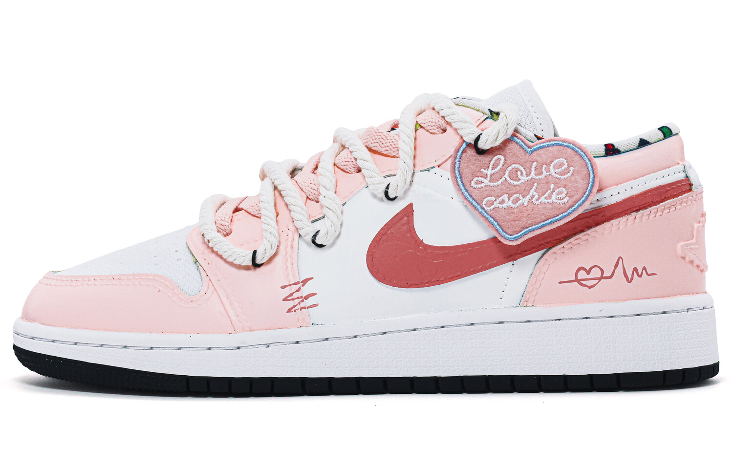 

Баскетбольные кроссовки Air 1 Vintage женские с низким верхом белый/розовый Jordan