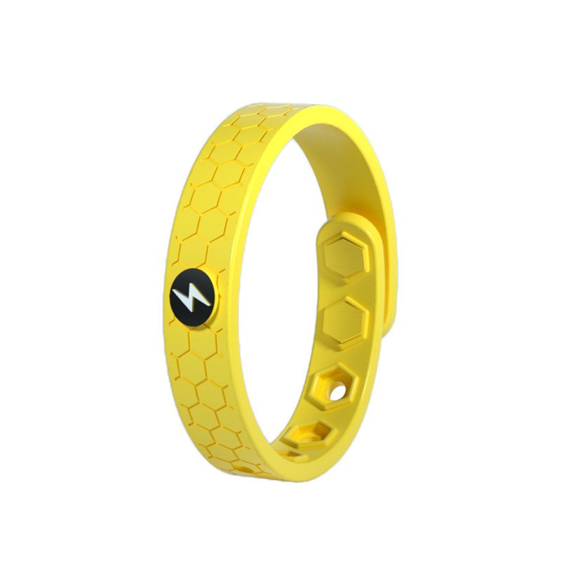 

Спортивный браслет Unisex SINGLELADY, soccer ball pattern желтый