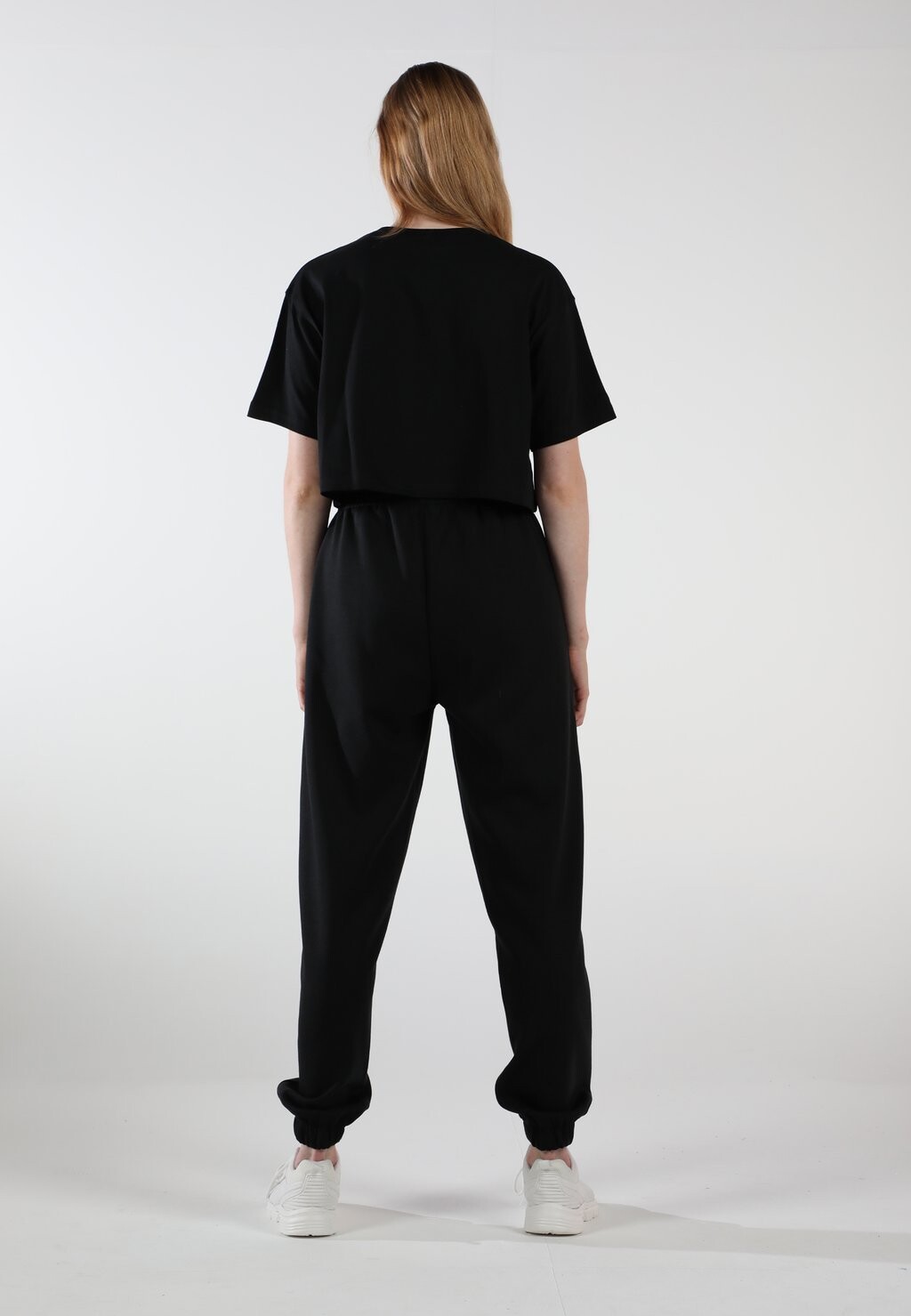 

Спортивные брюки LOOSE FIT EOSELIO, черный