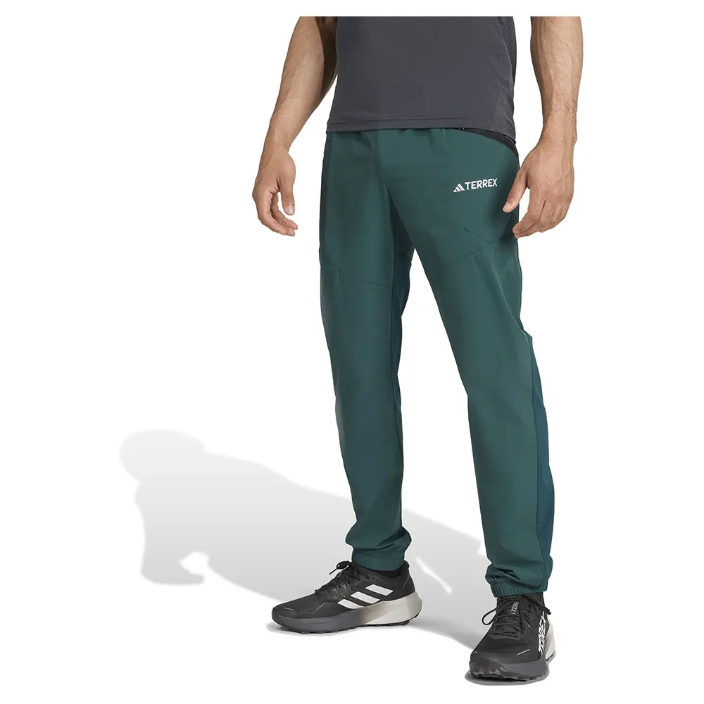 

Брюки adidas Terrex Xperior Light, зеленый