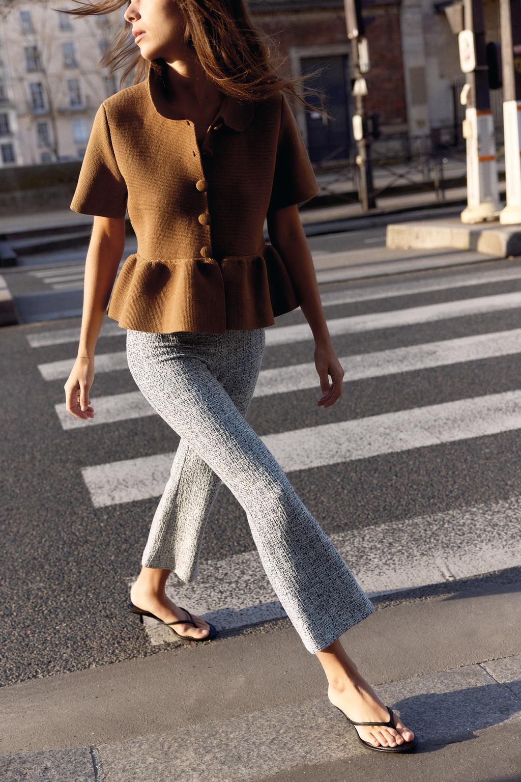 

Вязаный кардиган с баской ZARA, цвет Caramel