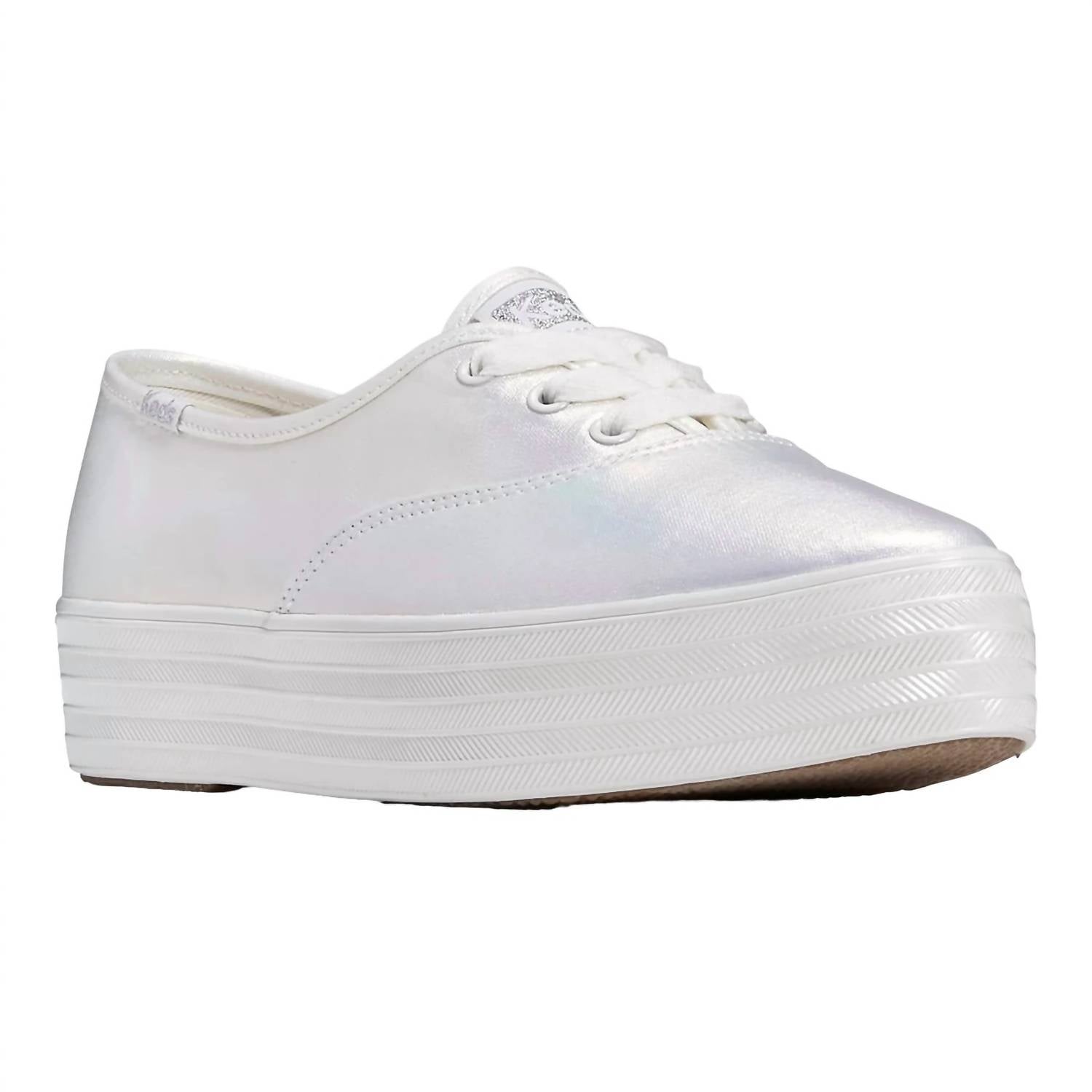 Женские кроссовки Point Pearlized Lace Up Sneaker белого цвета Keds