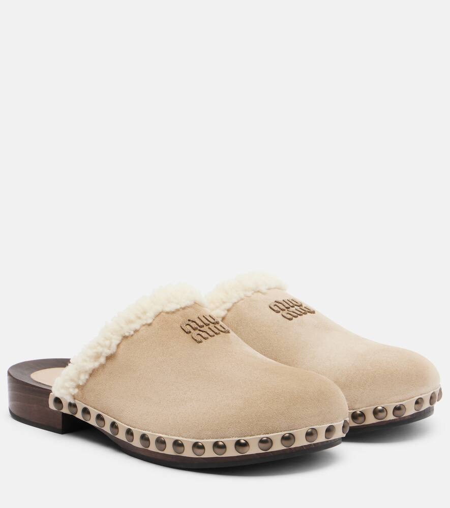 Замшевые клоги с овчиной Miu Miu, Deserto