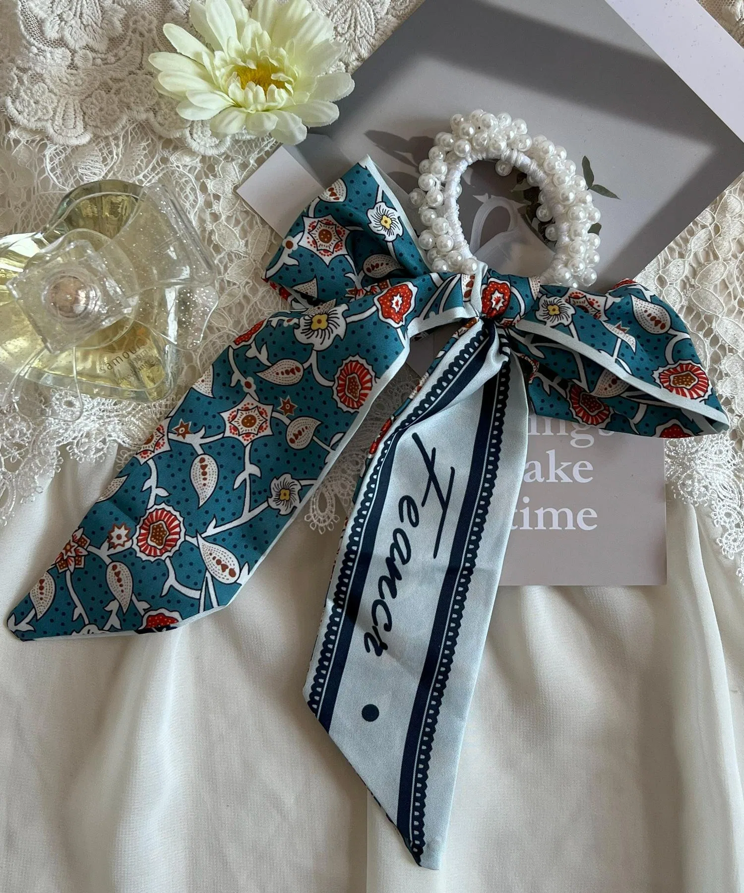 Резинка для волос с лентой и шарфом Blanc de Blue