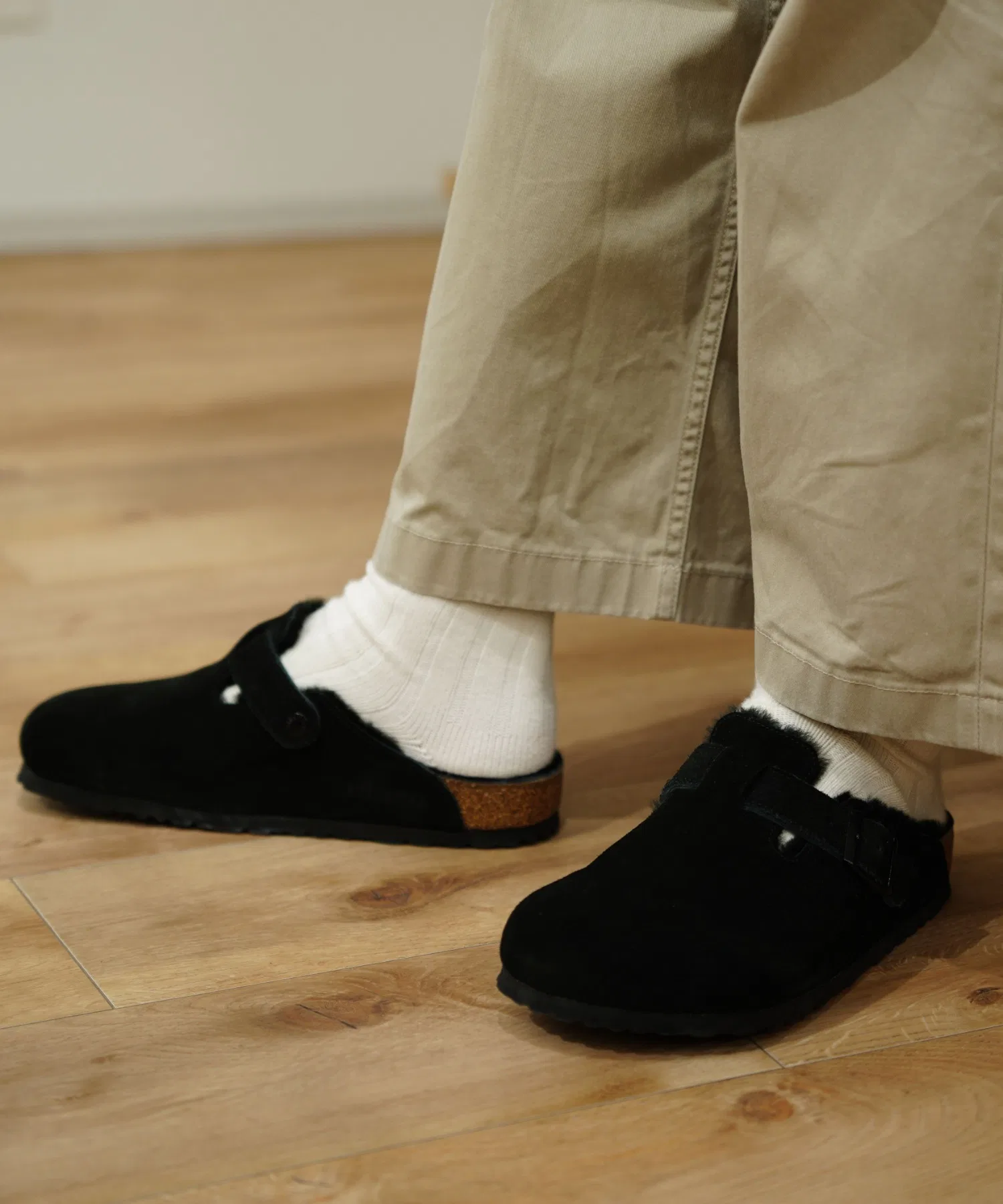 Унисекс сабо из замши Birkenstock Boston с мехом, чёрные