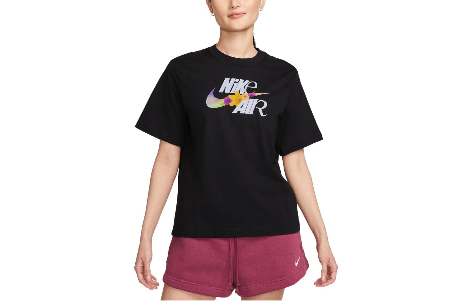 

Женская футболка Nike, цвет Black