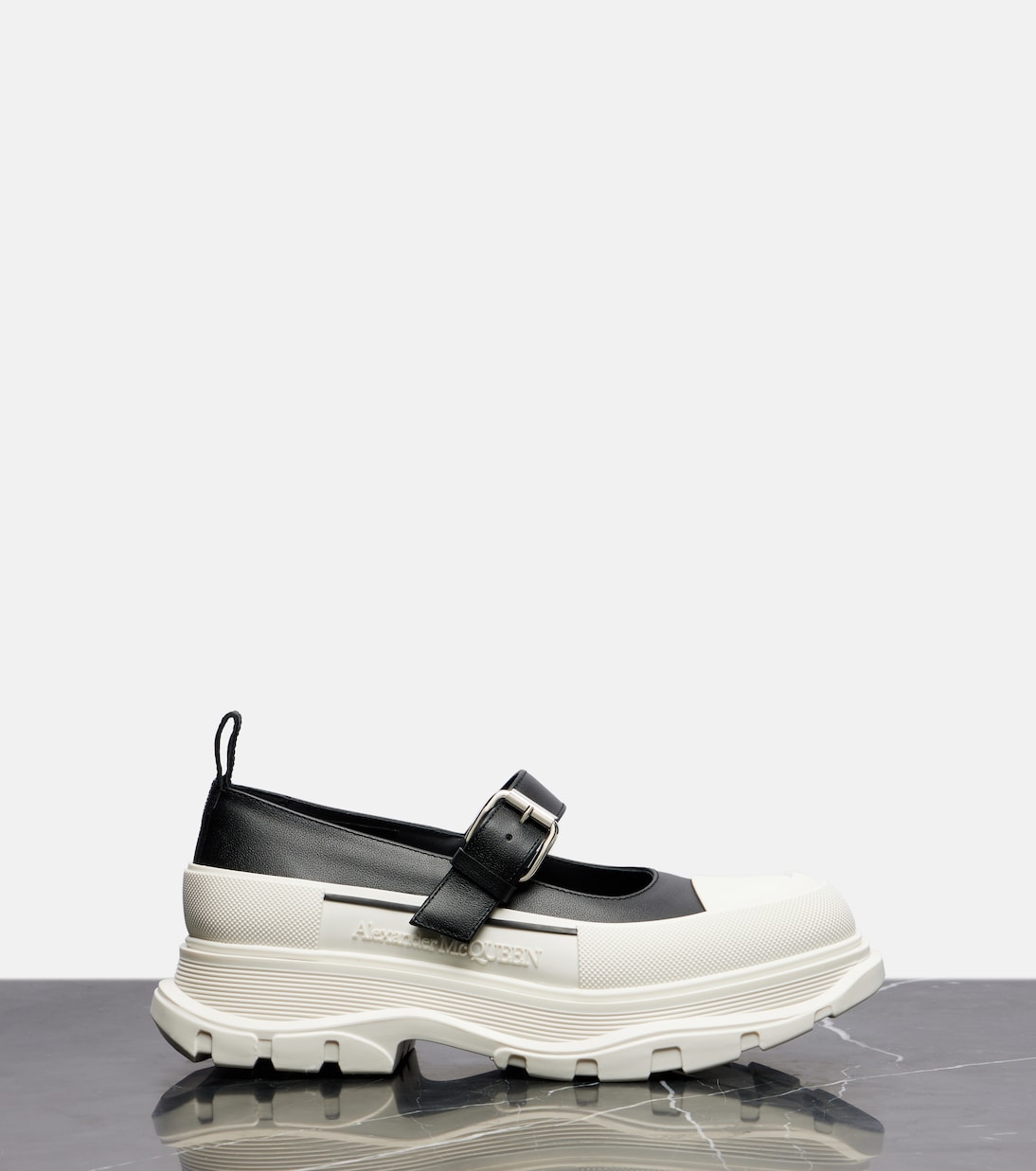 Гладкие платформы Mary Jane Tread McQueen, Black/White/White/Si — фото 4