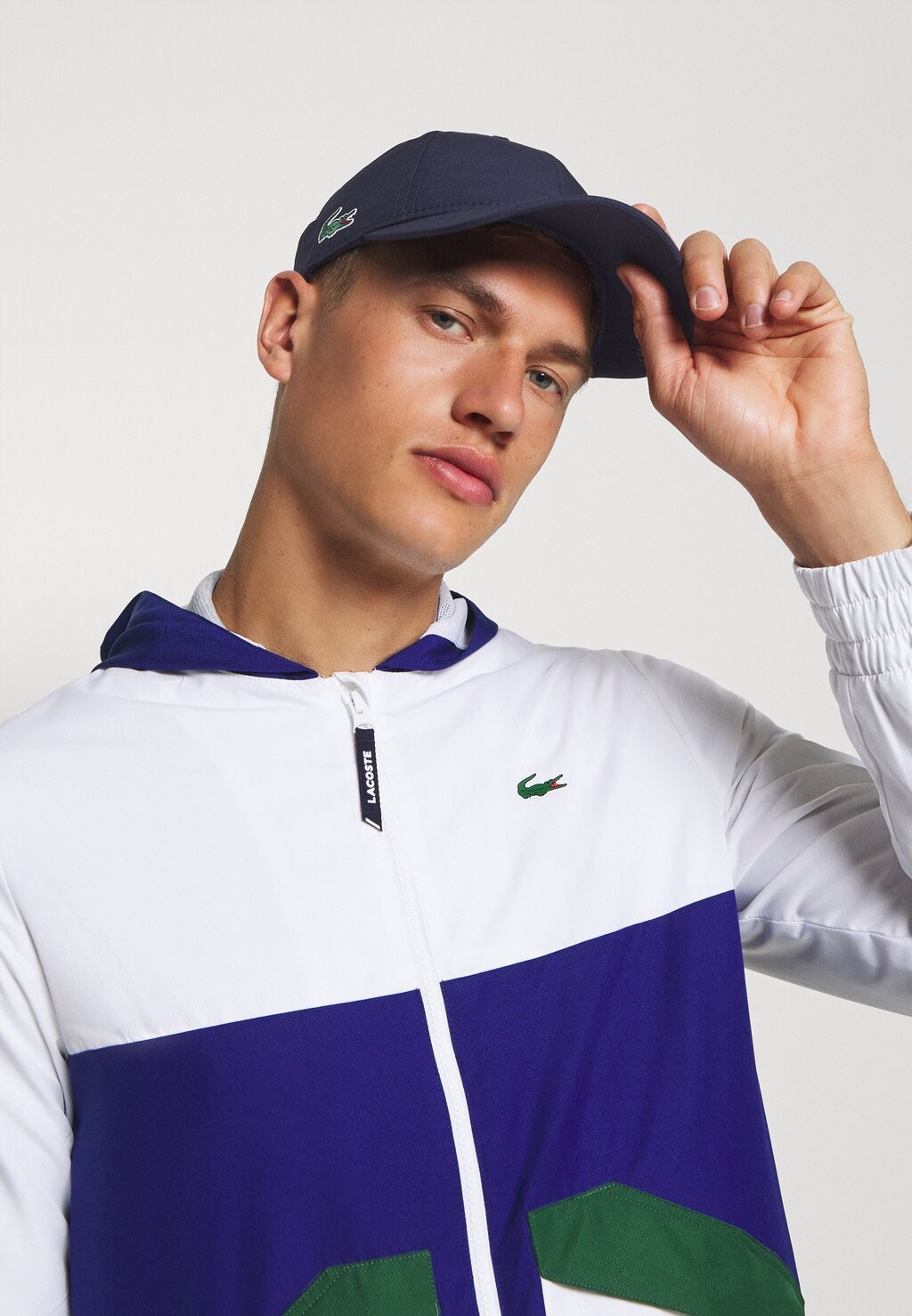 

Бейсболка Lacoste, темно-синий