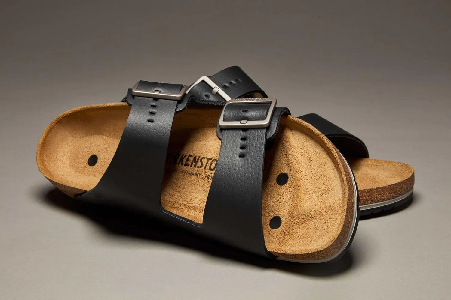 Сандалии Birkenstock Arizona Pro ESD для мужчин и женщин с эргономичной стелькой, нескользящей подошвой и регулируемыми пряжками, антистатические, Black — фото 4