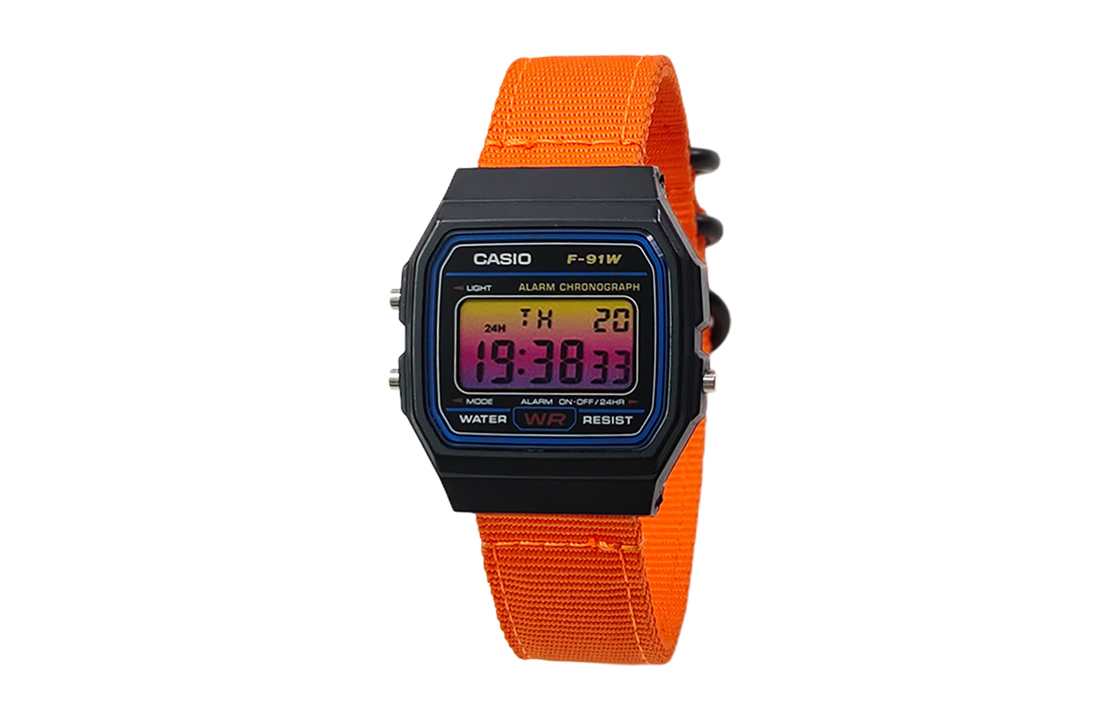 

CASIO Мужские часы Retrofit Series с кварцевым механизмом и нейлоновым ремешком, черный циферблат