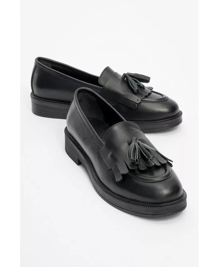 Милли Лоферы с кожаными кисточками Forever & Always Shoes, черный