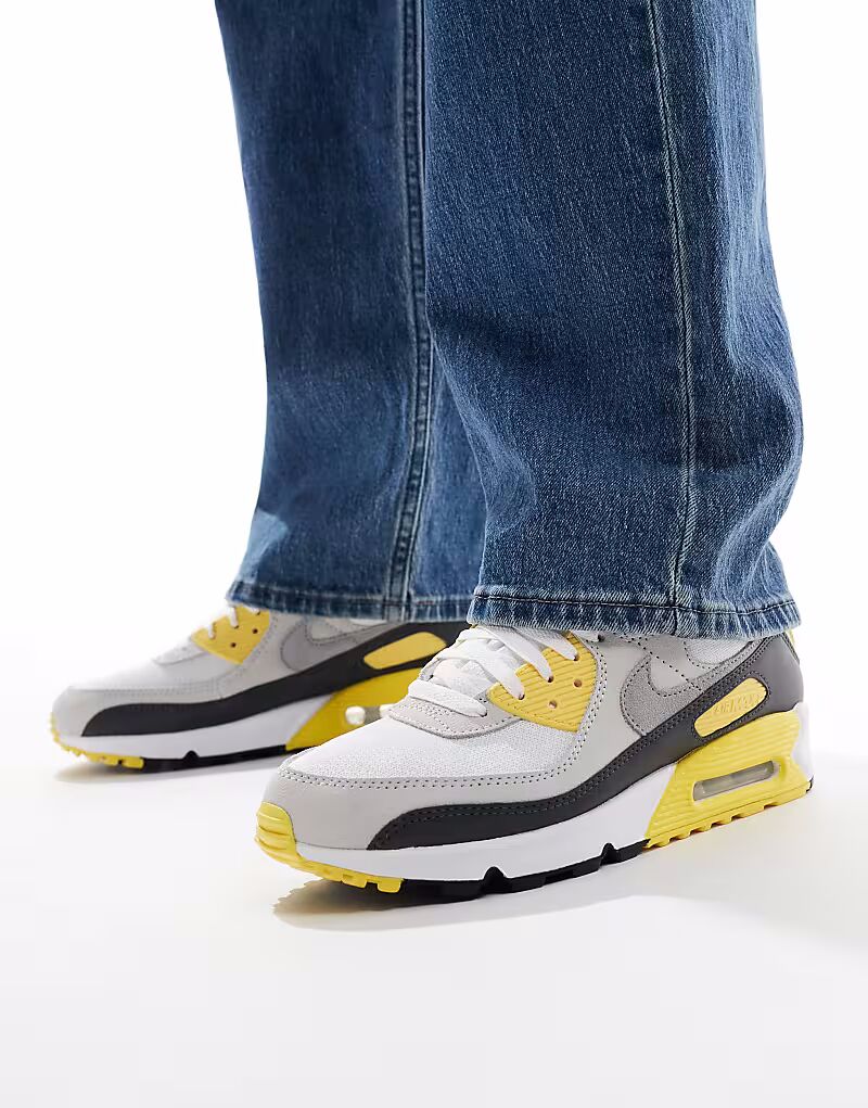 

Кроссовки Nike Air Max 90 серого и желтого цветов — СЕРЫЕ