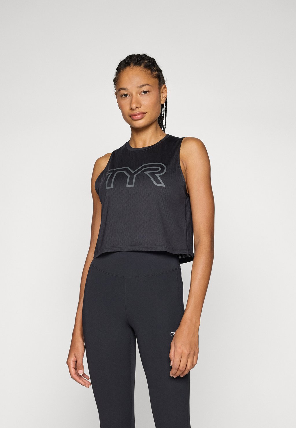 

Топ CROP TANK TYR, черный