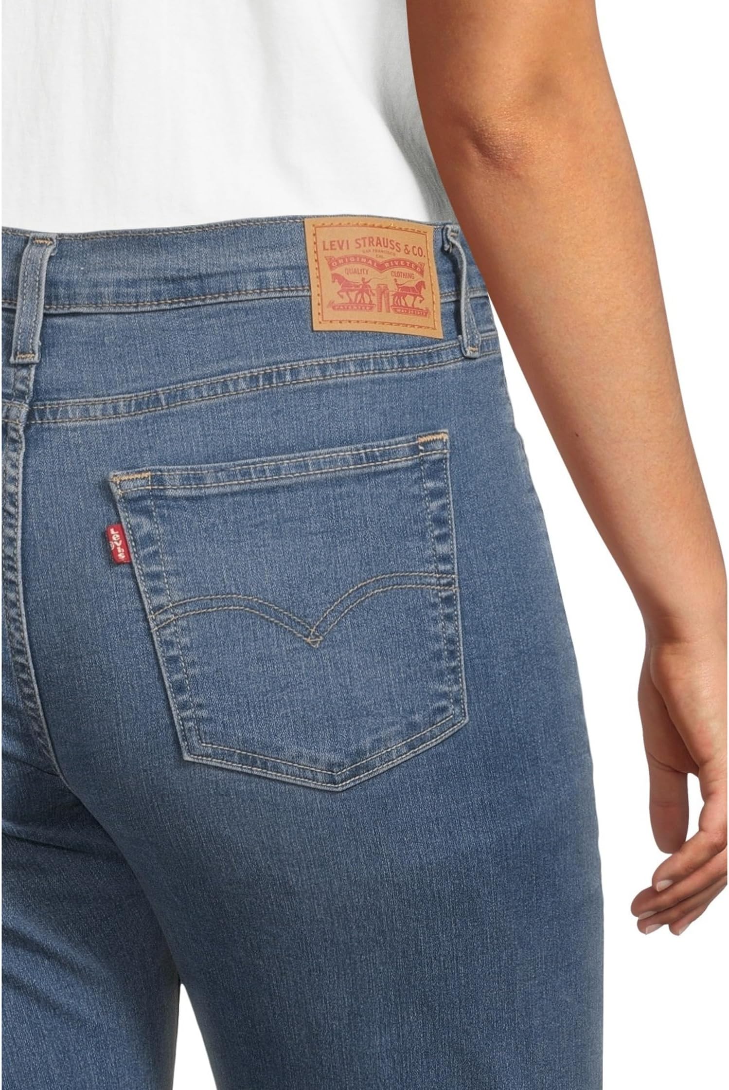 Джинсы Levi's Womens 724 High Rise Straight, цвет Eternal Indigo Mid — фото 4
