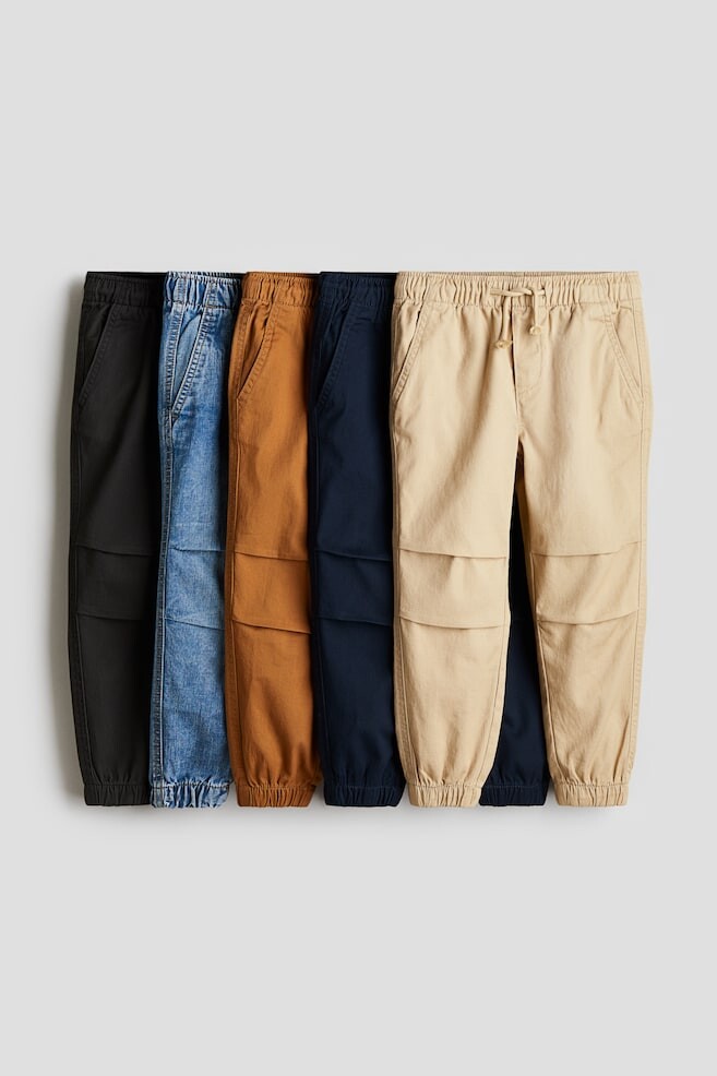 

Комплект из 5 спортивных брюк из твила H&M, бежевый
