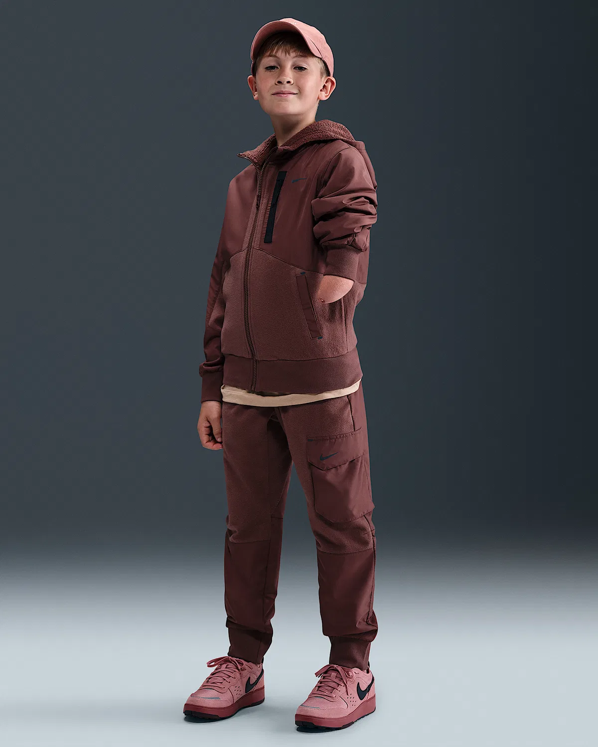 Детская зимняя куртка Nike Sportswear City Utility EasyOn Therma-FIT, Red Sepia/Red Sepia/Black — фото 4