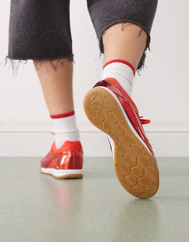 Кроссовки Gato LV8 красного цвета Nike — фото 4