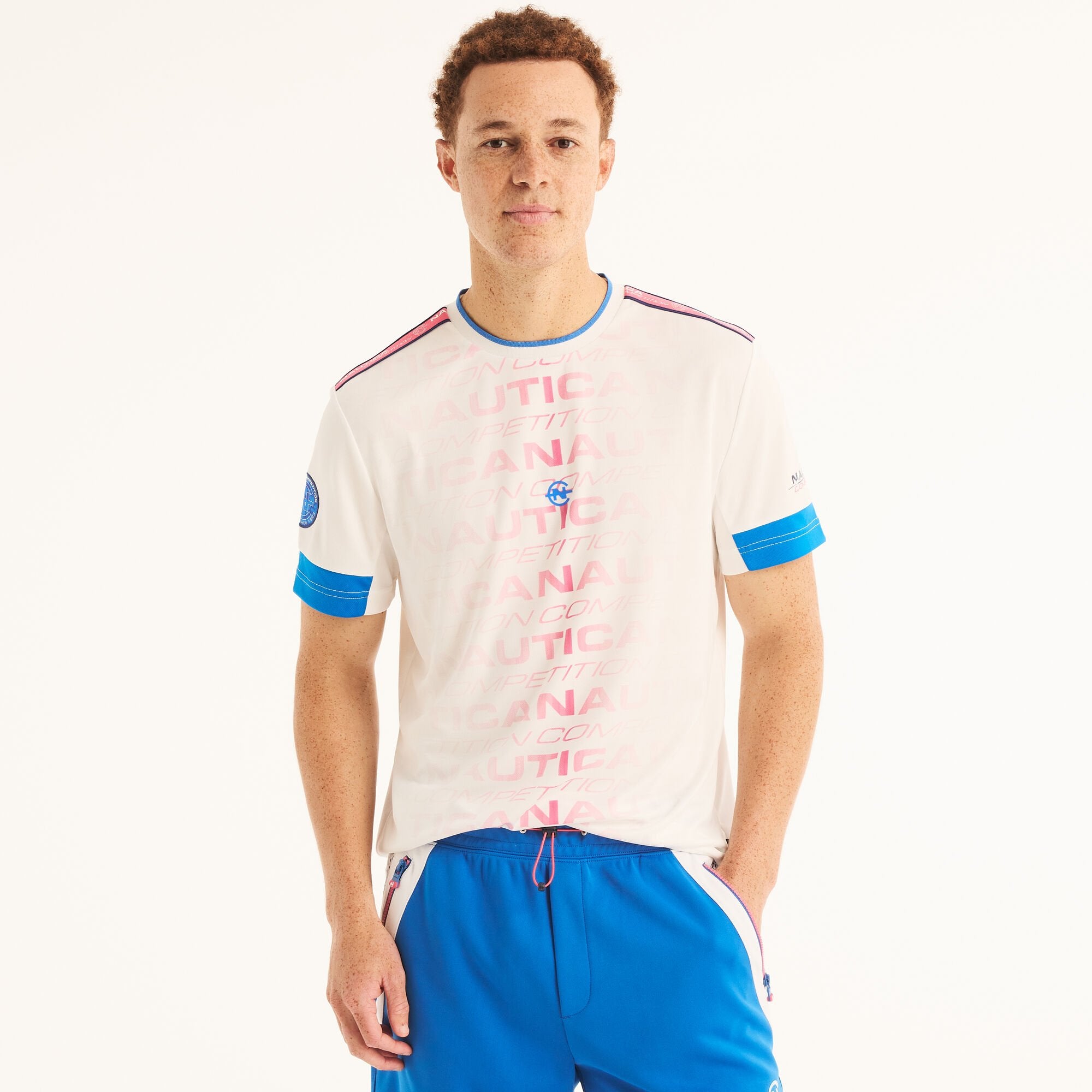 

Футболка Nautica Mens Competition Sustainably Crafted Crewneck, цвет bright white