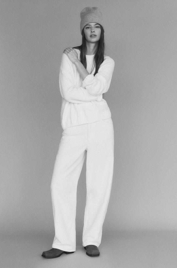 

Свитер из синели Pull And Bear, экрю