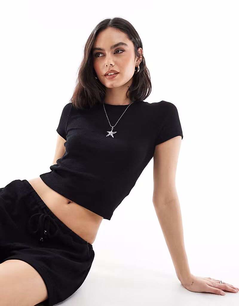 

Cotton On - Легкая укороченная пляжная футболка черного цвета Cotton:On