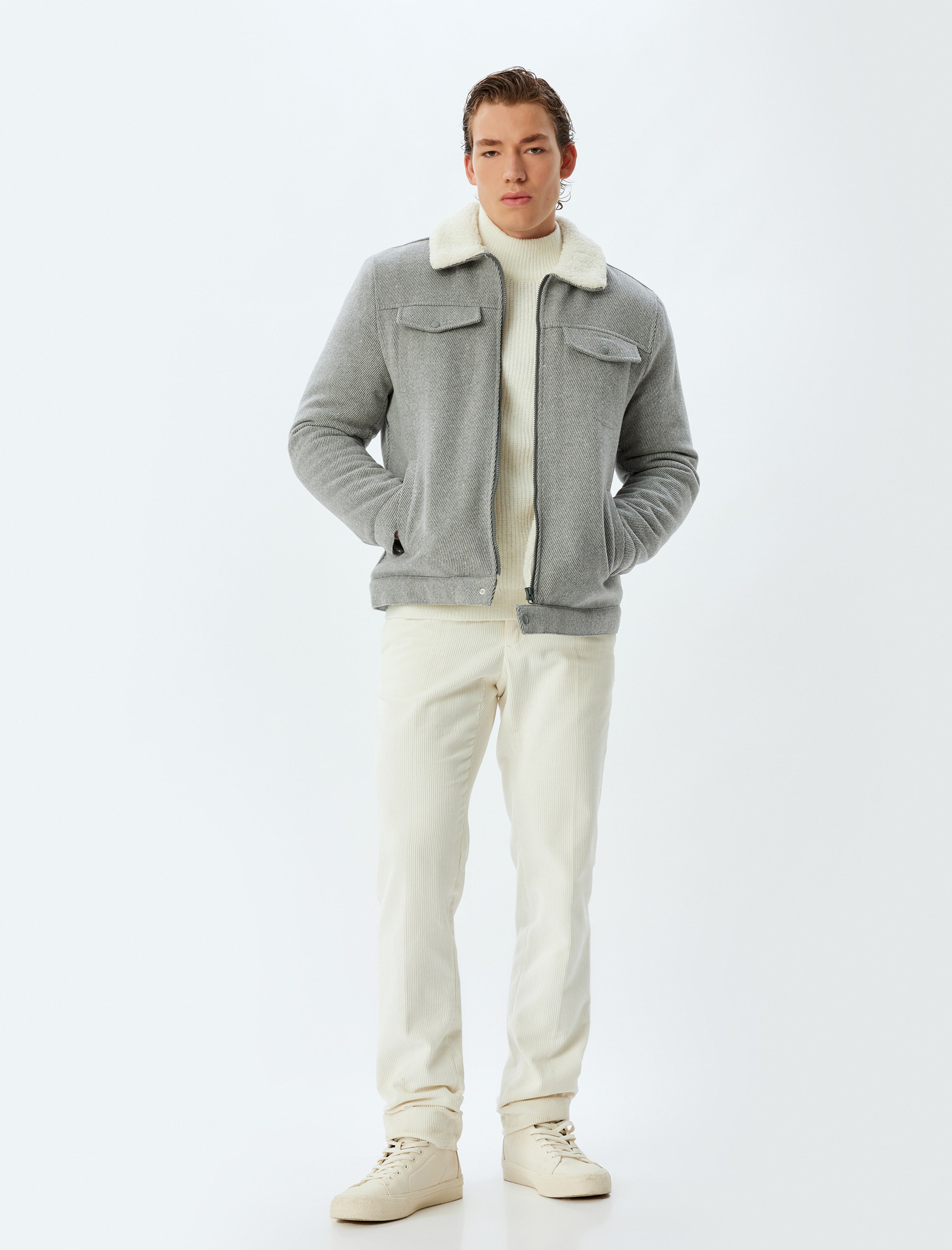 

Koton Куртка для межсезонья в сером цвете