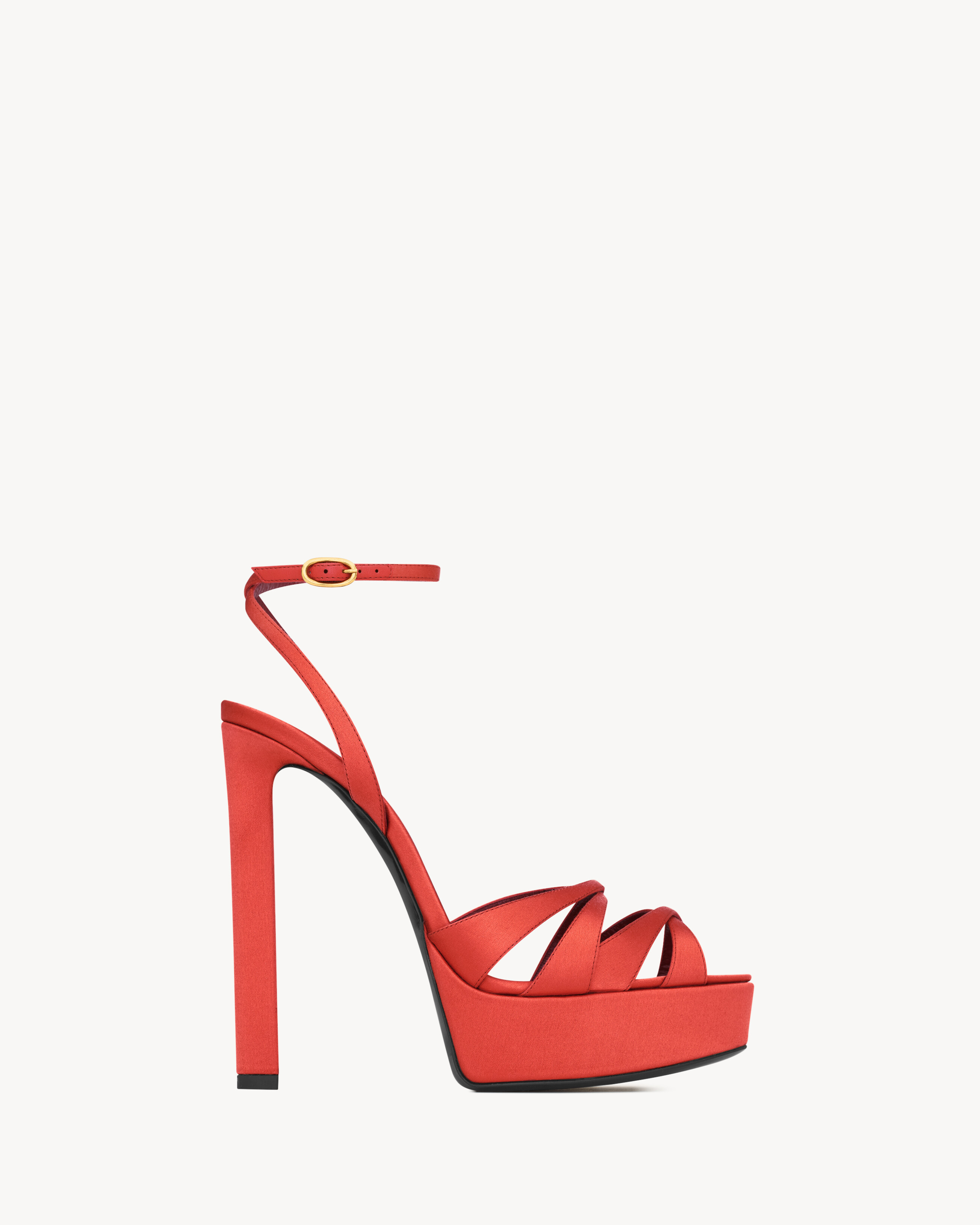 Босоножки на платформе CHANDELLE из атласного крепа Saint Laurent, красный