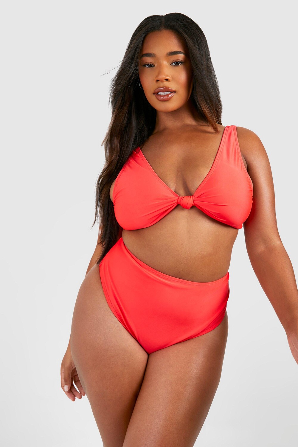 

Комплект бикини с высокой талией и узлом Plus boohoo, красный
