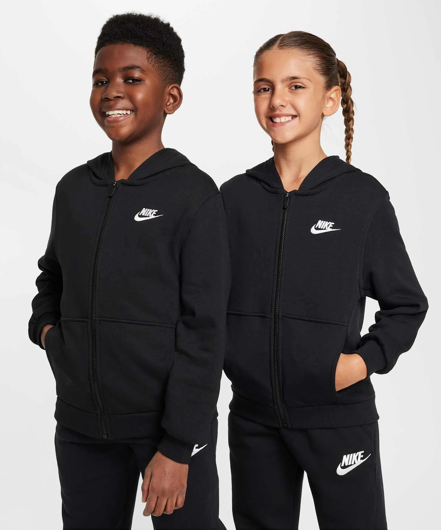 Детская толстовка Nike Club Fleece из французского махрового трикотажа на молнии / Детская толстовка Nike Club Fleece из французского махрового трикотажа на молнии FD3017-010, черная