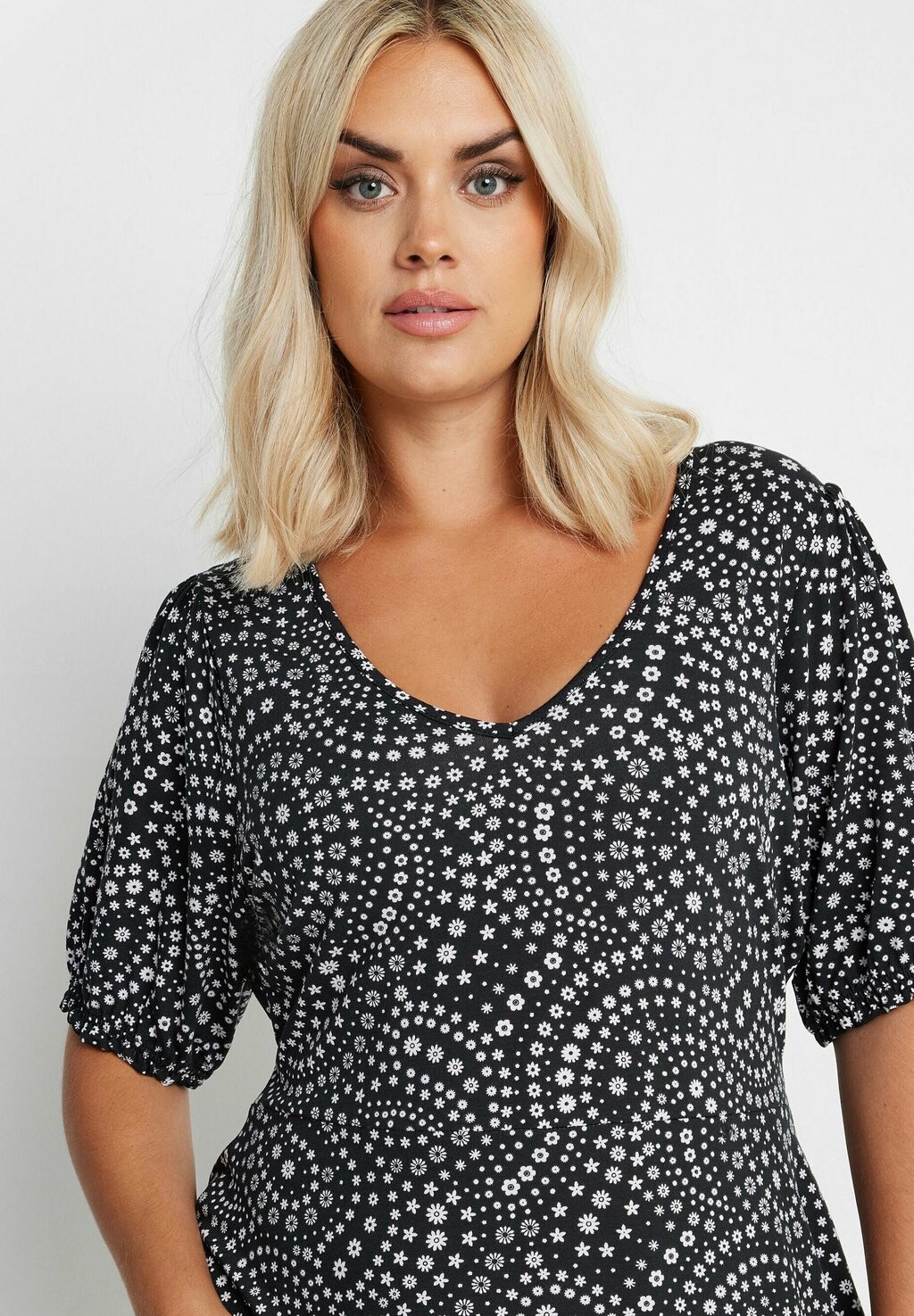 

Платье из джерси FLORAL PUFF SLEEVE Yours Clothing, черный
