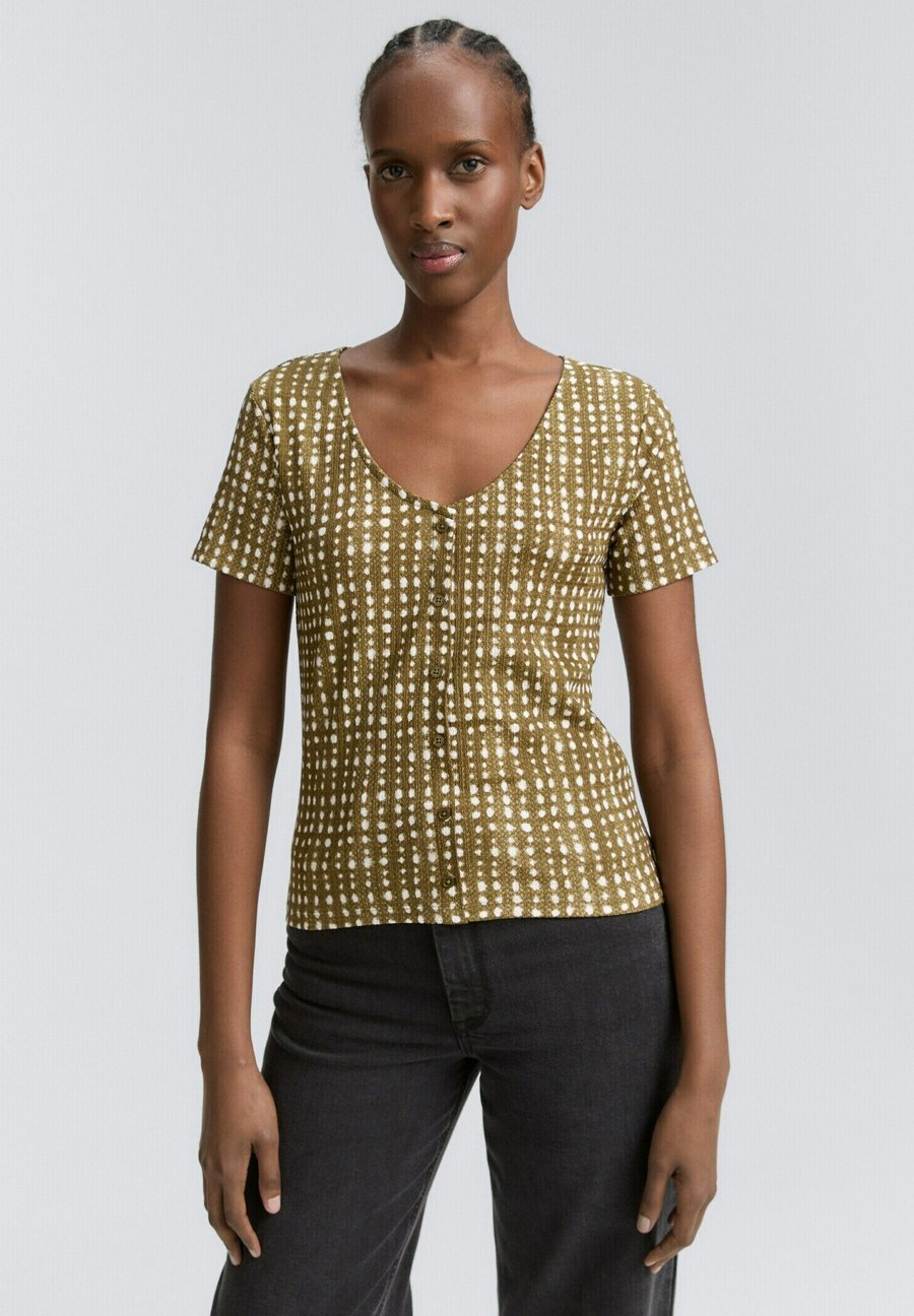 

Блуза TOM TAILOR DENIM PRINTED BUTTON, Olive Batik Dot Print/Olive